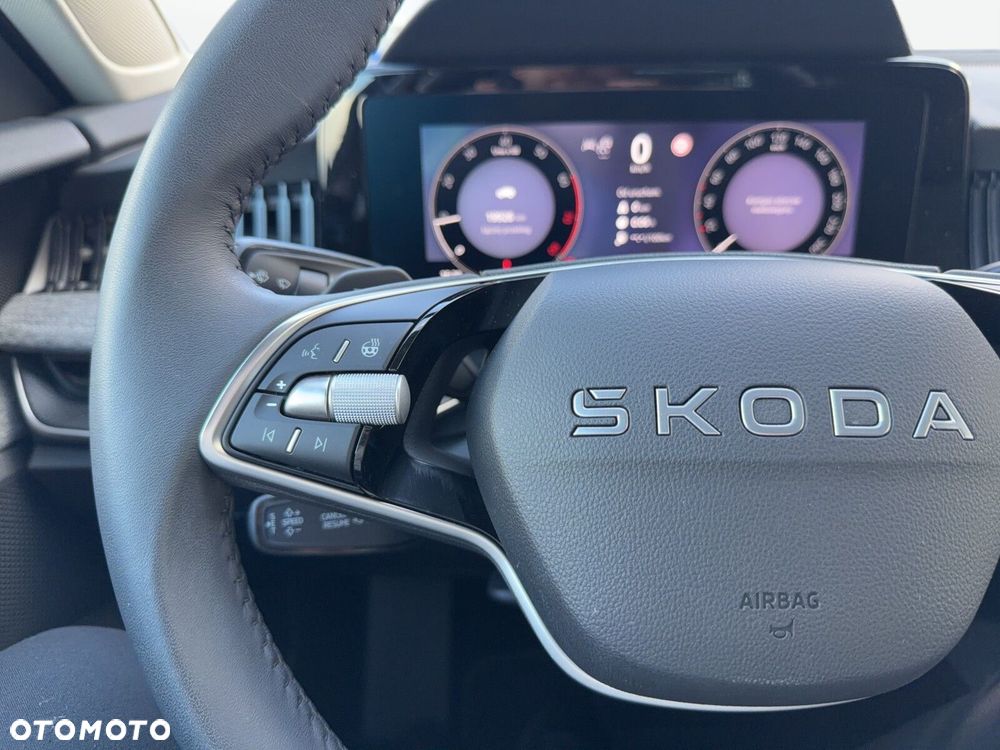 Skoda Superb 1.5 TSI mHEV Selection DSG - 18
