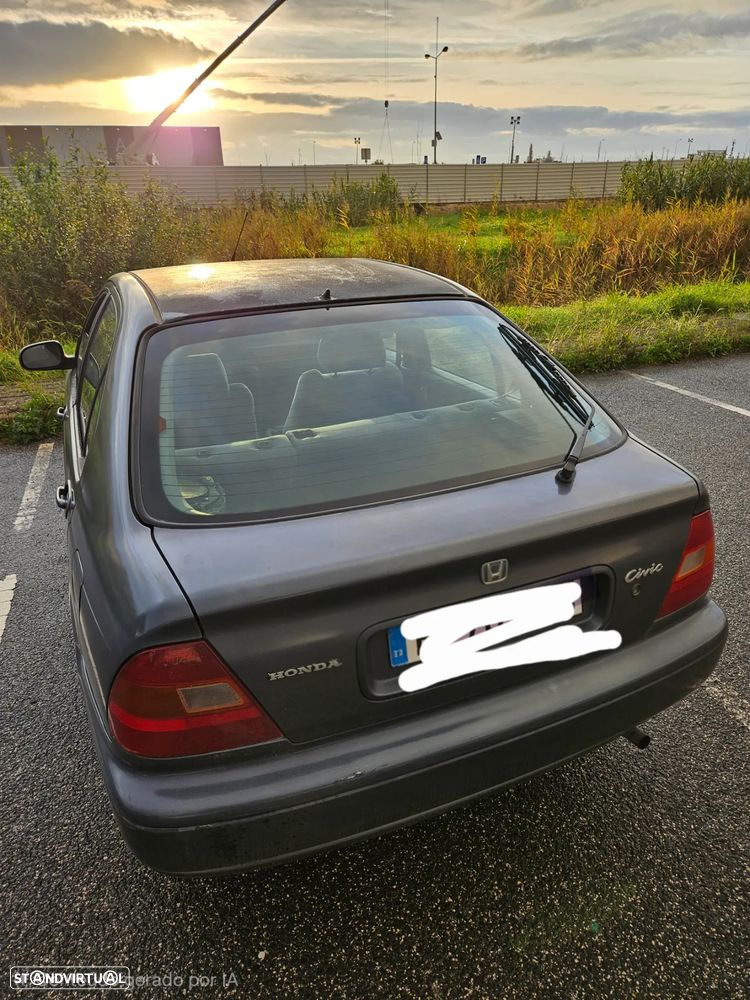Honda Civic 1.4i - 11