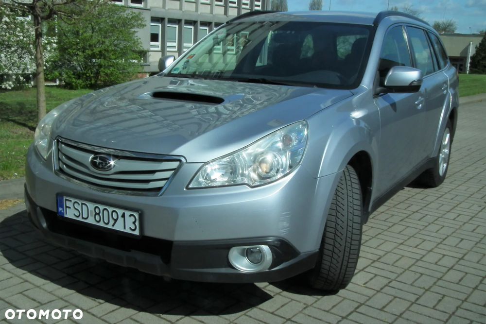 Subaru Outback 2.0 D Comfort - 1