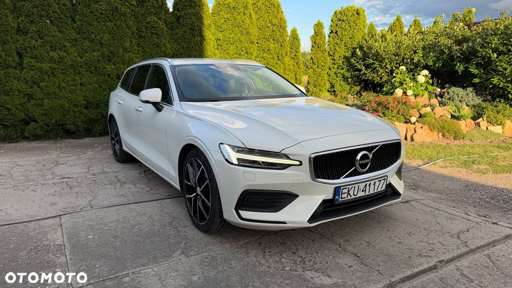 Volvo V60 D4 AWD Momentum Pro - 1