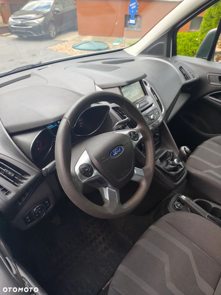 Ford Transit Connect - 16