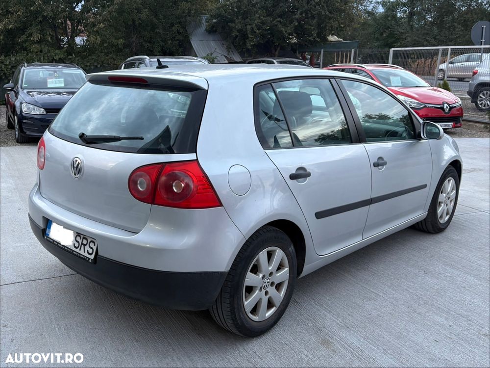Volkswagen Golf 1.6 Comfortline - 5