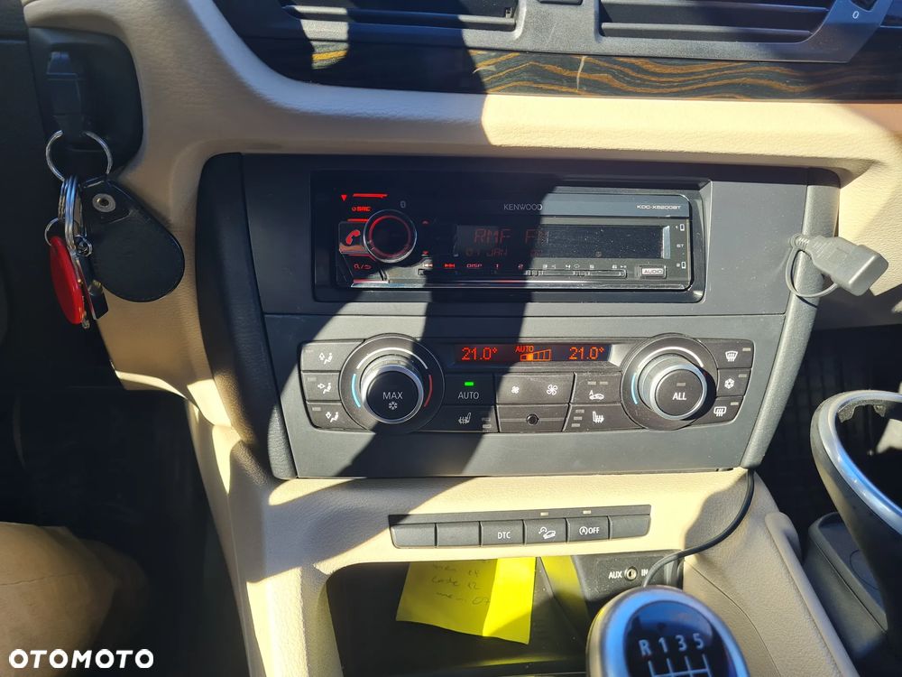 BMW X1 xDrive20d - 12