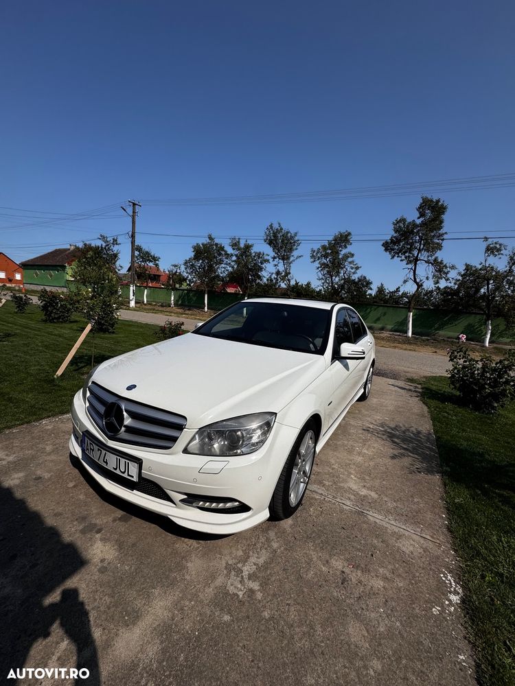 Mercedes-Benz C - 1