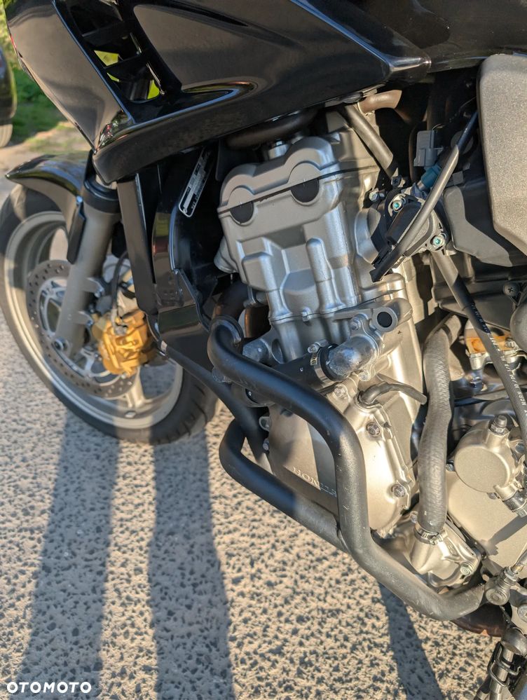 Honda CBF - 8