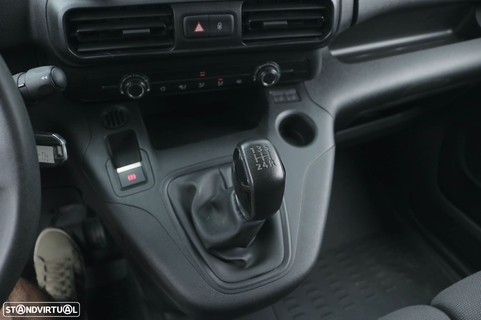 Peugeot Partner 1.5 BlueHDi Premium Standard - 14