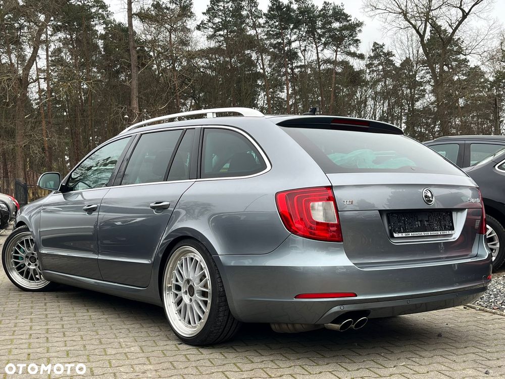 Skoda Superb 2.0 TDI Green tec Elegance - 3