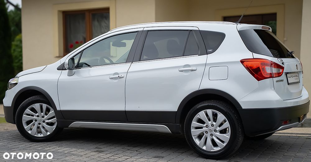 Suzuki SX4 S-Cross 1.4 SHVS Premium - 23