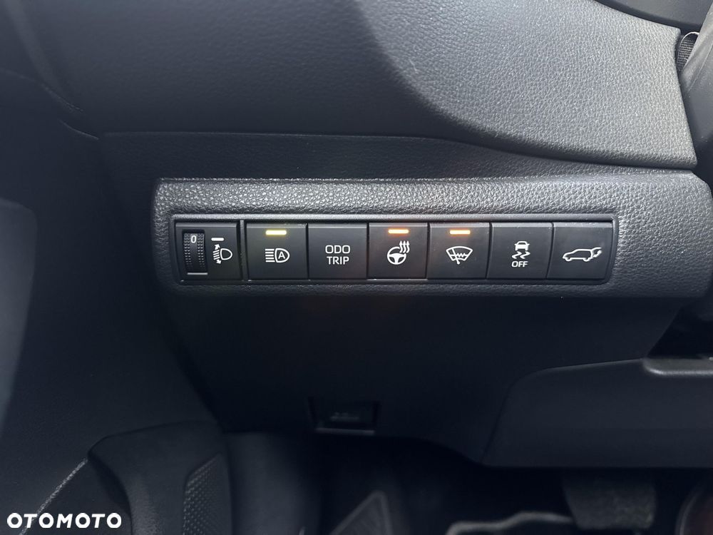 Toyota Corolla 1.8 Hybrid Style - 21