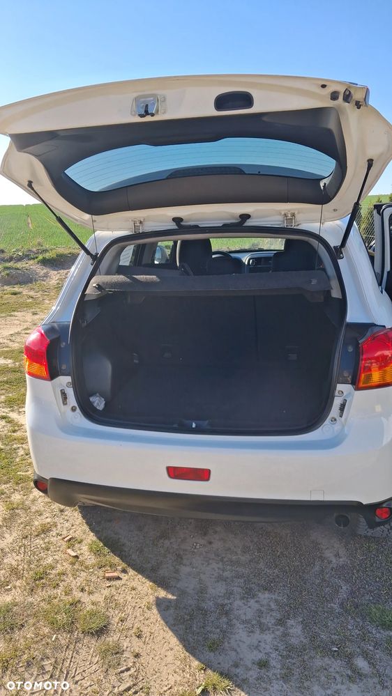 Mitsubishi ASX 1.6 Inform - 8
