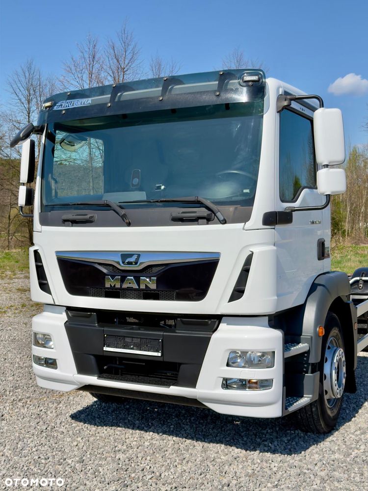 MAN TGM 18.250 / 18.290 / BLOKADA MKSTU / RAMA / WYWROT / HAKOWIEC / KIPER / BECZKA / UTRZYMANIE DRÓG / E6 / ROZSTAW OSI 3.70M / STAN BARDZO DOBRY - 16