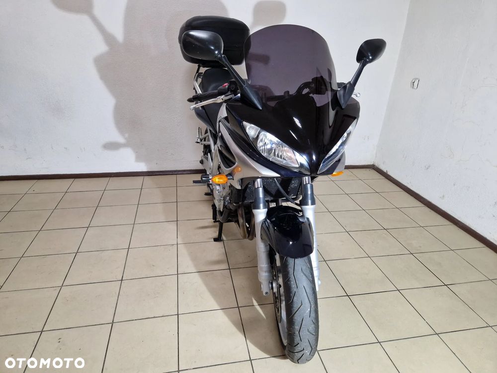 Yamaha FZ6 - 7