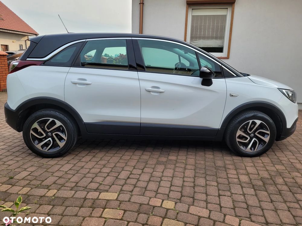 Opel Crossland X 1.2 T Design Line S&S - 8