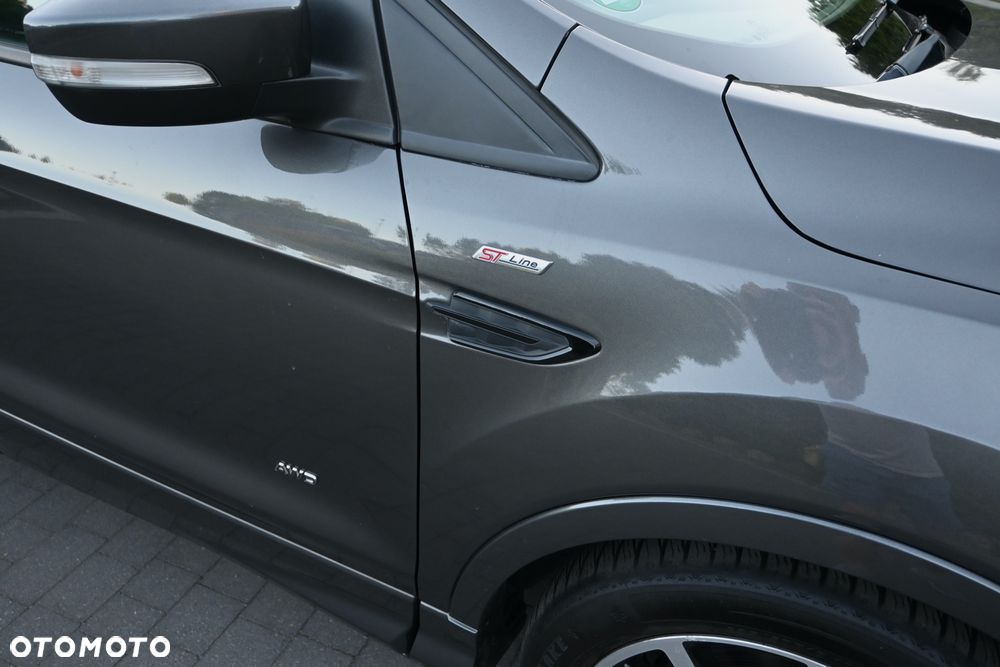 Ford Kuga 2.0 TDCi 4x4 ST-Line - 38