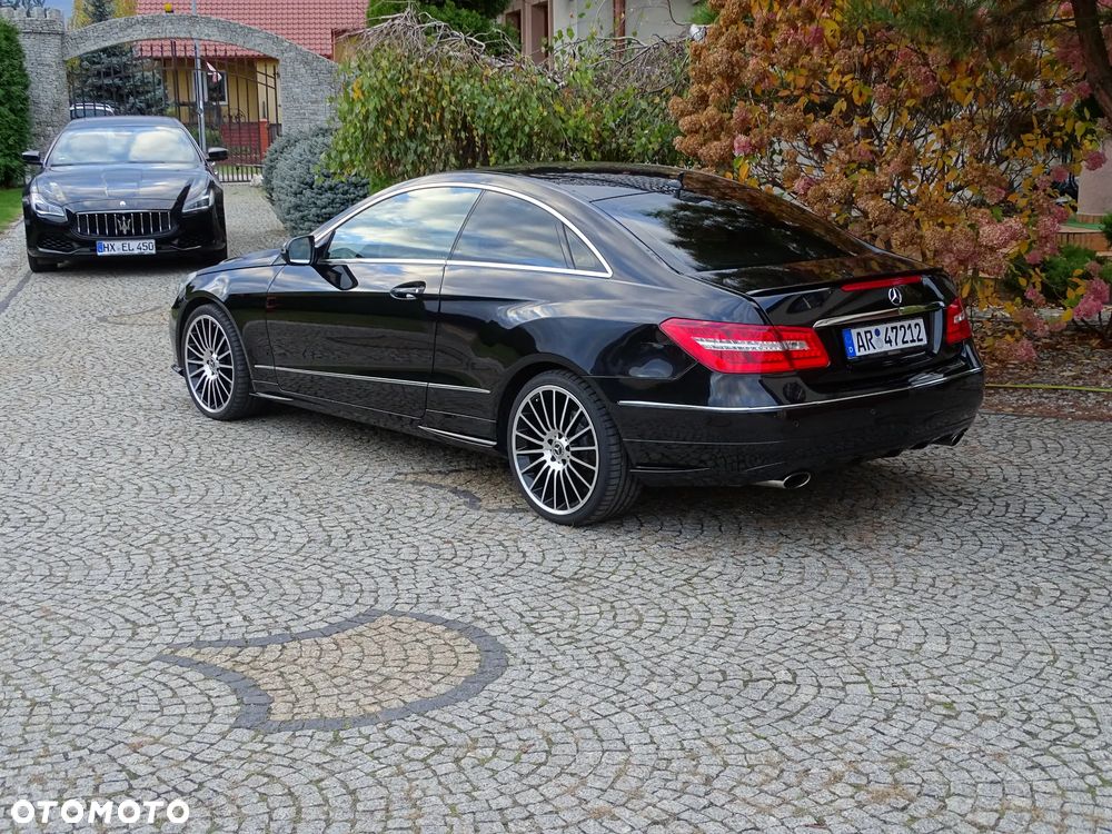 Mercedes-Benz Klasa E - 38
