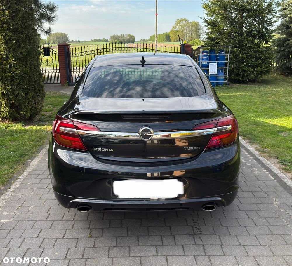 Opel Insignia 2.0 T Cosmo S&S - 4