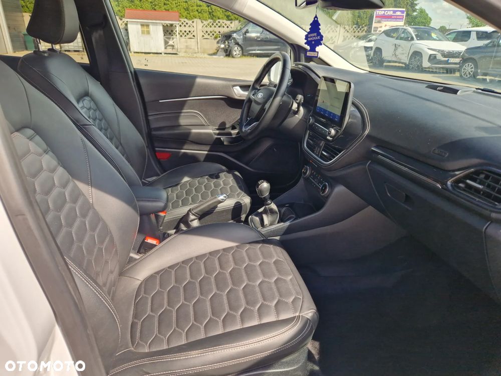 Ford Fiesta 1.0 EcoBoost Hybrid S&S TITANIUM VIGNALE - 16