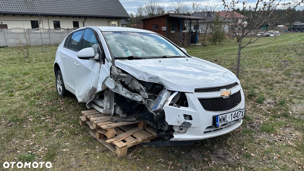 Chevrolet Cruze - 3