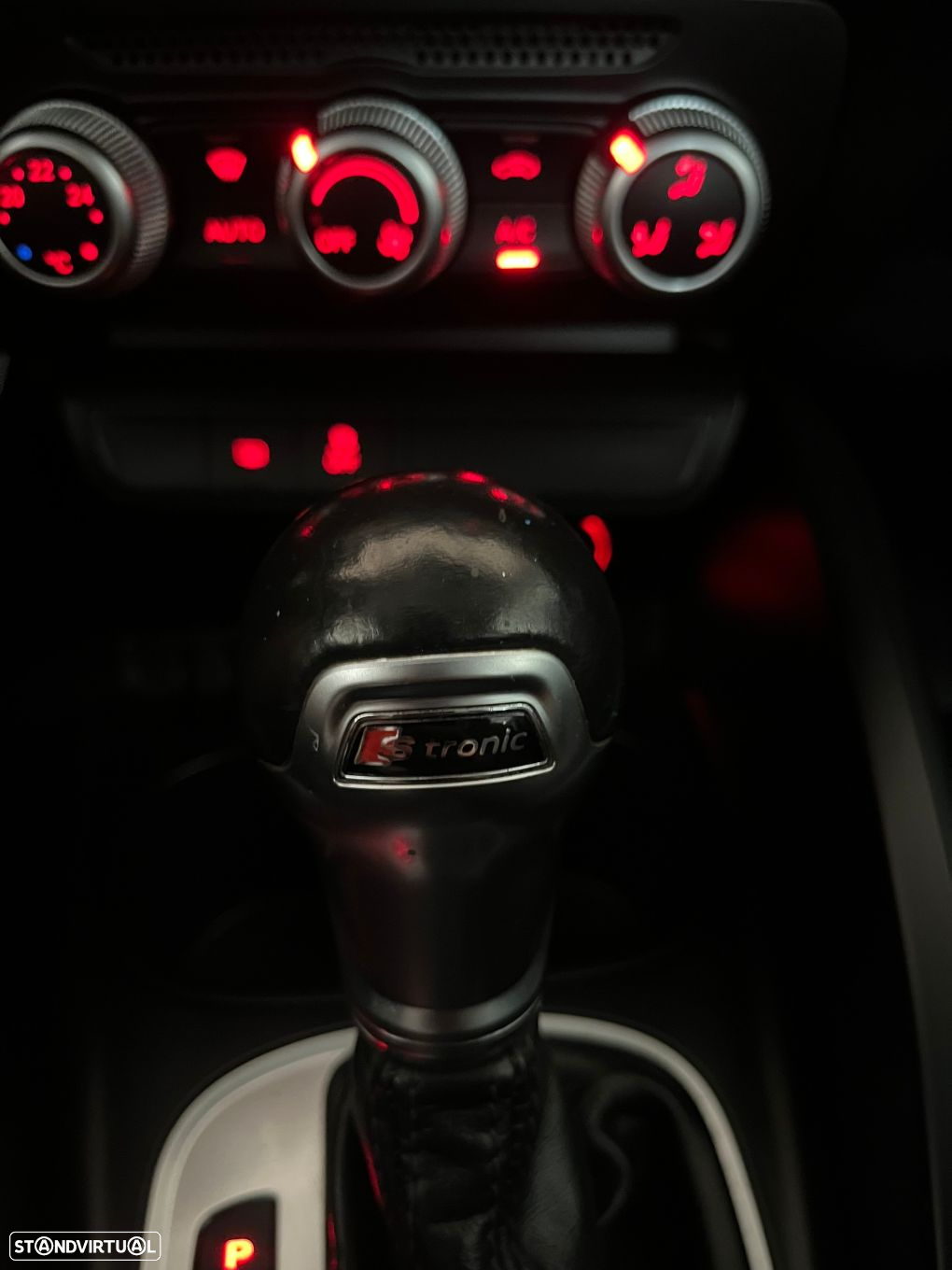 Audi A1 Sportback 1.4 TDI Design S tronic - 16
