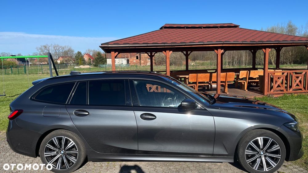 BMW Seria 3 320d Luxury Line Purity sport - 8