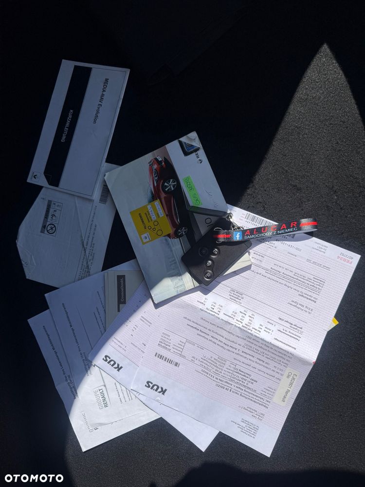 Renault Clio 0.9 Energy TCe Limited EU6 - 37