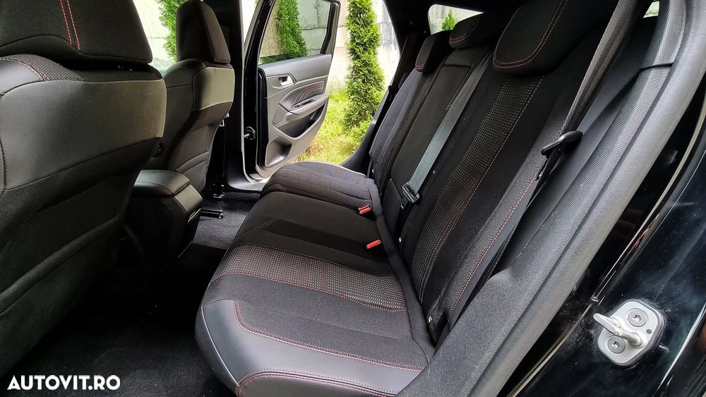 Peugeot 308 BlueHDi 130 EAT8 Stop & Start GT Pack - 13