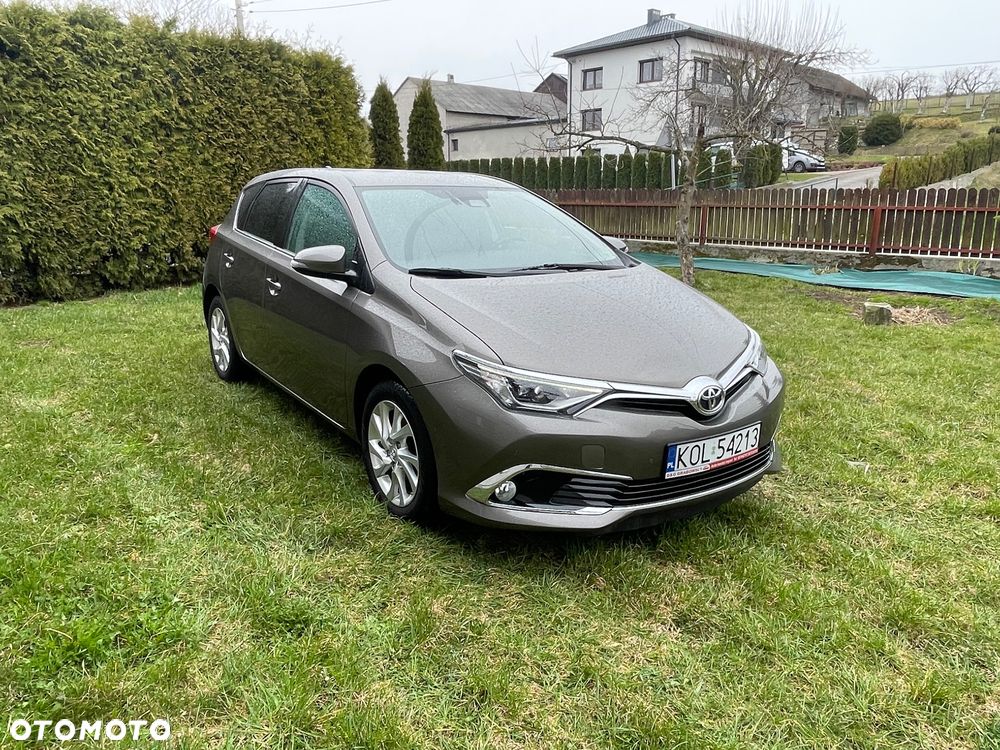 Toyota Auris 1.2 Turbo Comfort - 1