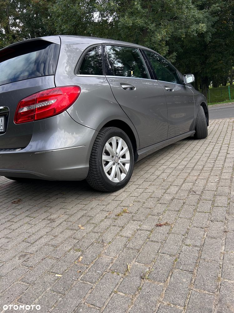 Mercedes-Benz Klasa B 200 (BlueEFFICIENCY) - 12