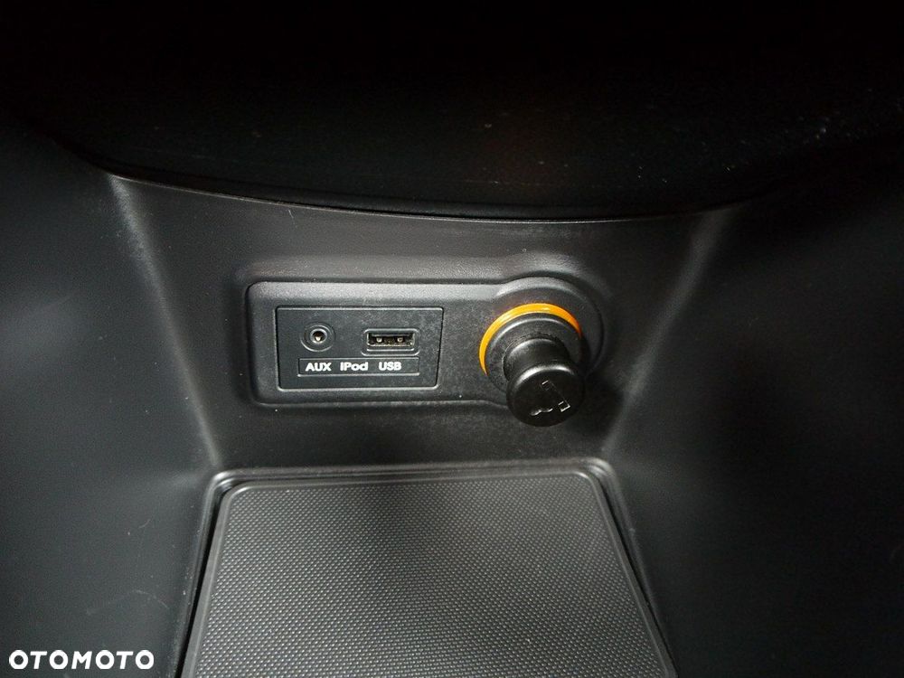 Kia Venga 1.4 CRDi 90 Dream-Team Edition - 30