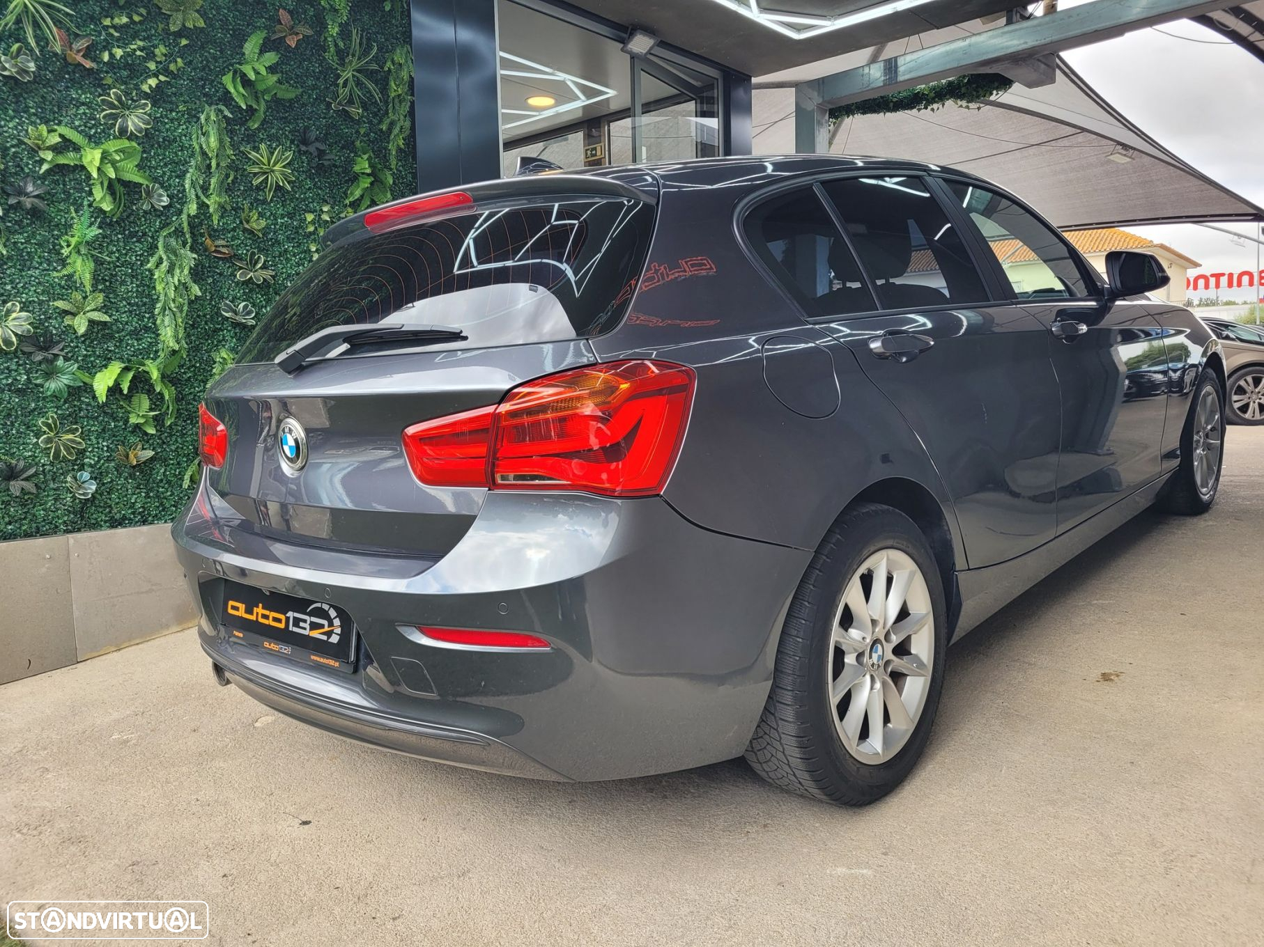 BMW 116 d Line Urban - 6