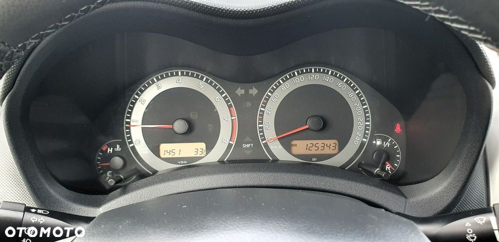 Toyota Auris - 21