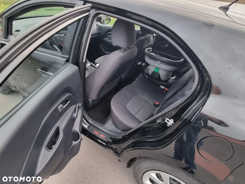 Kia Rio 1.1 crdi M - 6
