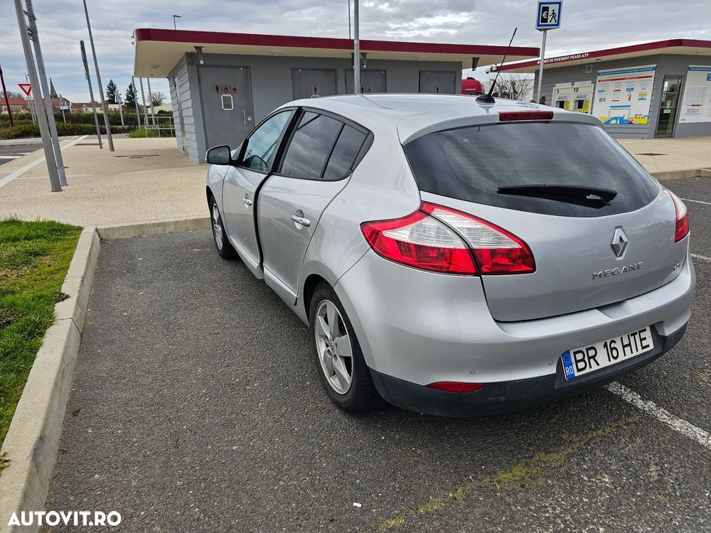 Renault Megane ENERGY dCi 110 Start & Stop Paris Business - 7