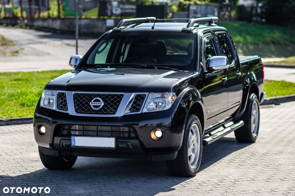 Nissan Navara 3.0 D V6 Platinum Long EU5 - 2