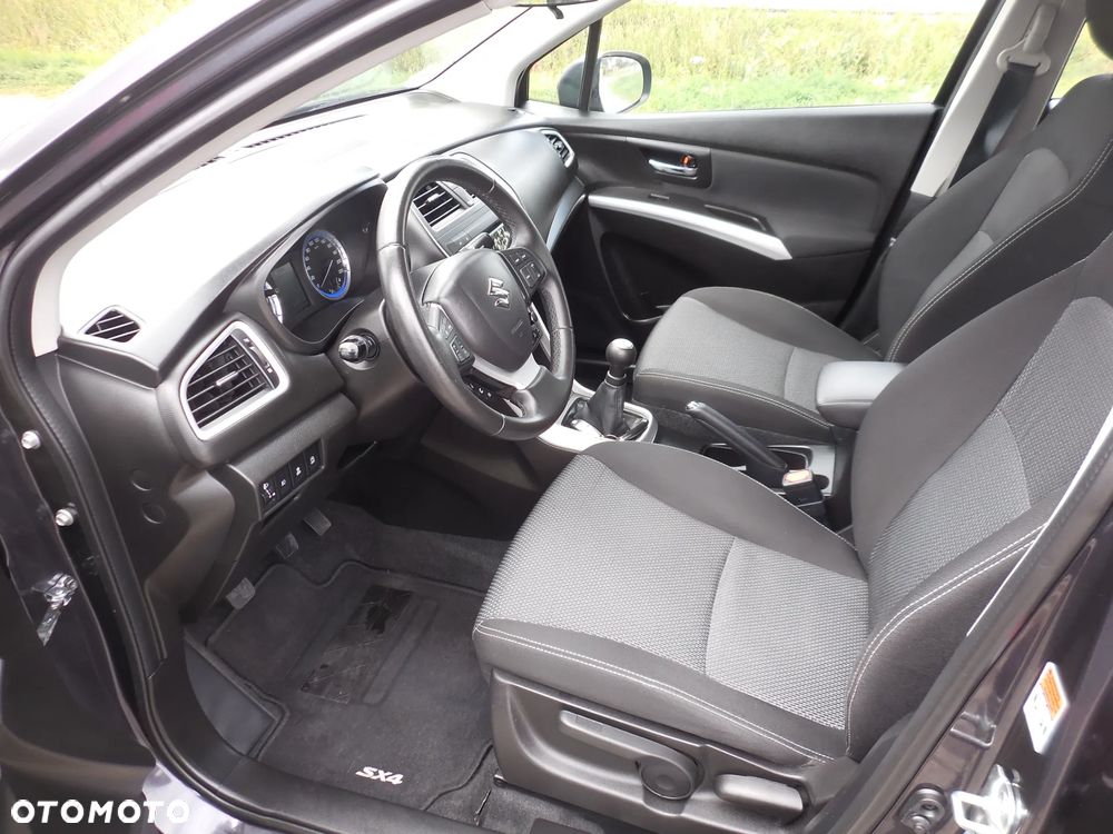 Suzuki SX4 - 17