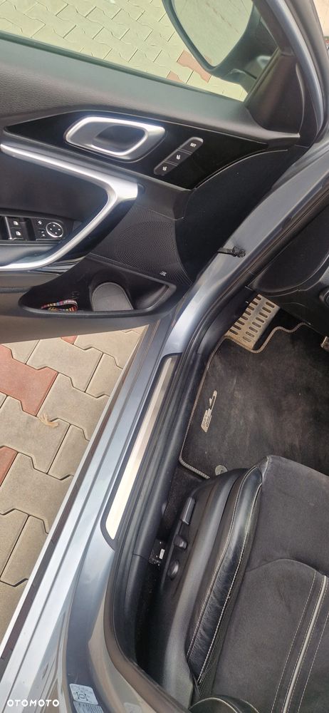 Kia ProCeed 1.6 CRDi GT Line DCT - 17