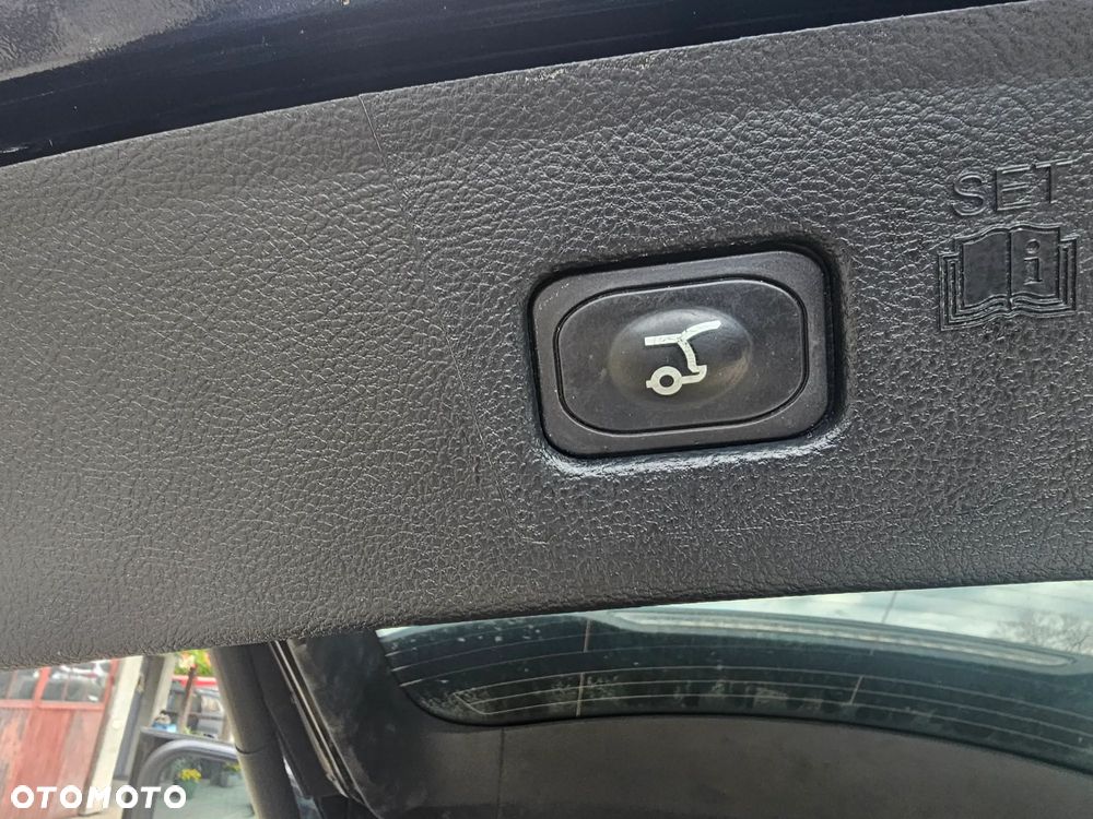 Ford Edge - 32