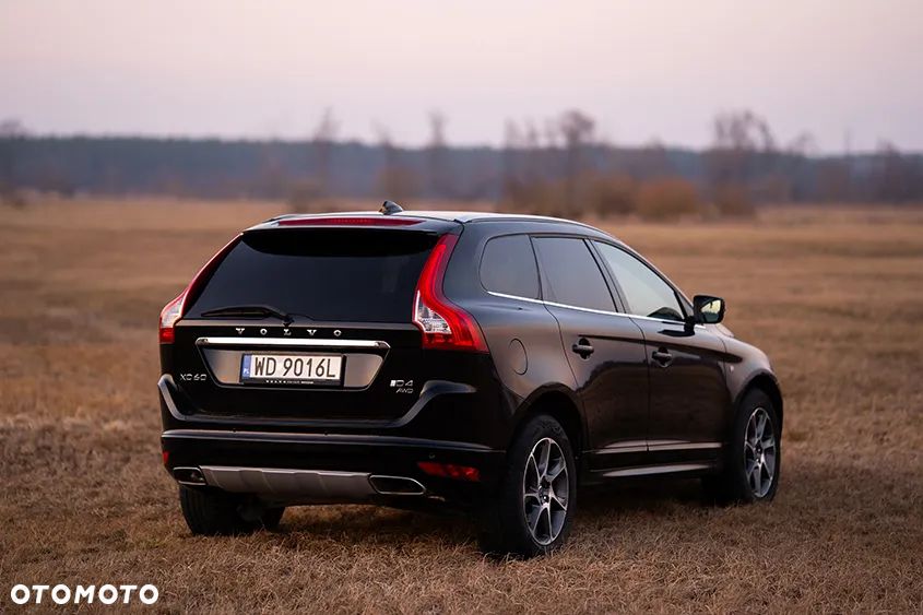 Volvo XC 60 D4 AWD Ocean Race - 10