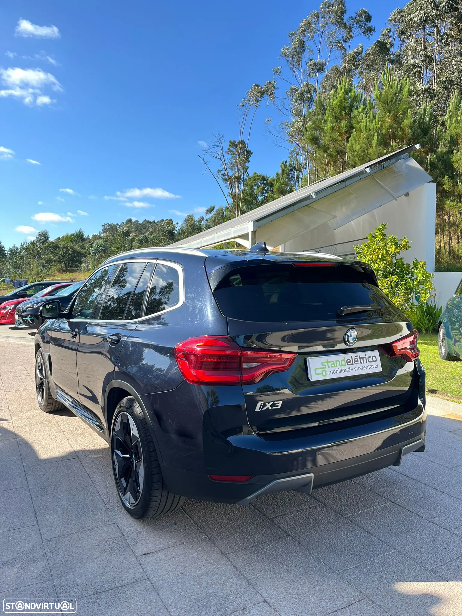 BMW iX3 M Sport Impressive - 17