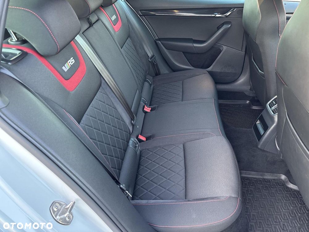 Skoda Octavia 2.0 TSI RS - 15