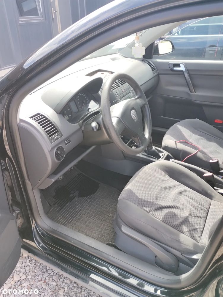 Volkswagen Polo 1.9 TDI Comfortline - 14