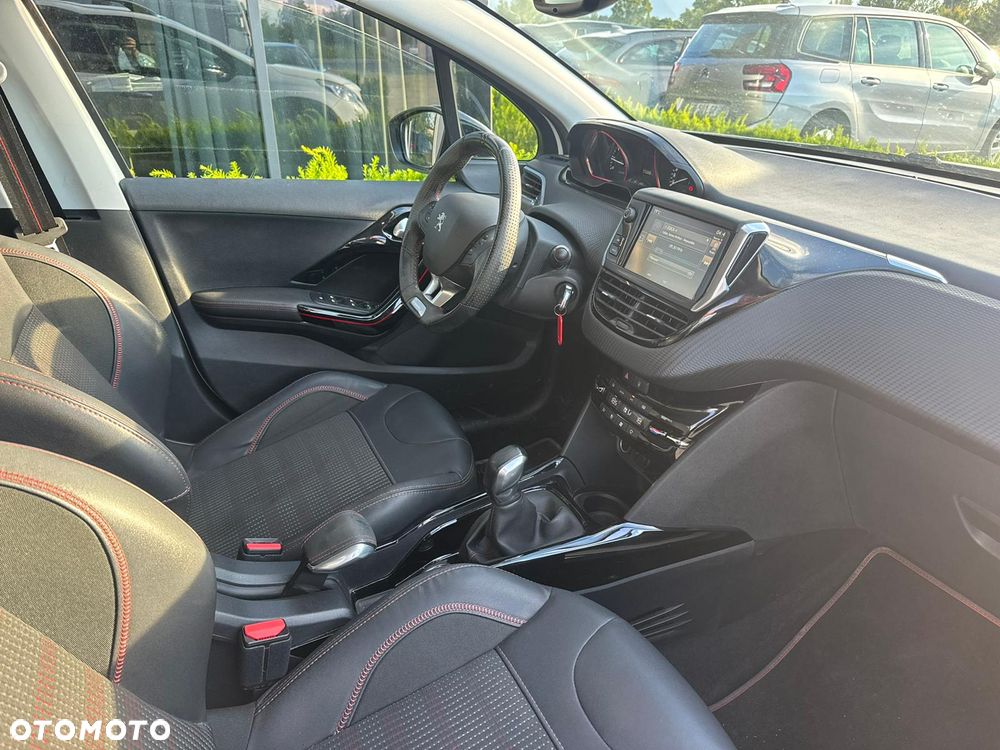 Peugeot 2008 PureTech 110 Stop&Start GT-Line Edition - 5