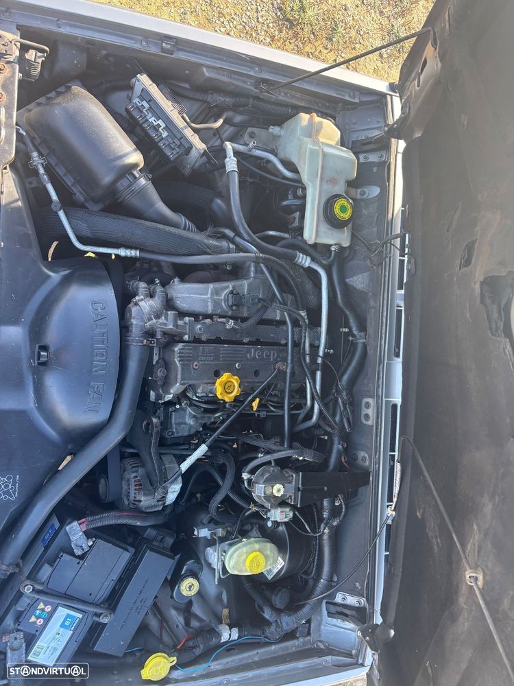 Jeep Cherokee 2.5 TD Base - 52
