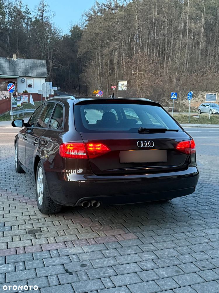 Audi A4 Avant 2.0 TDI DPF Attraction - 2