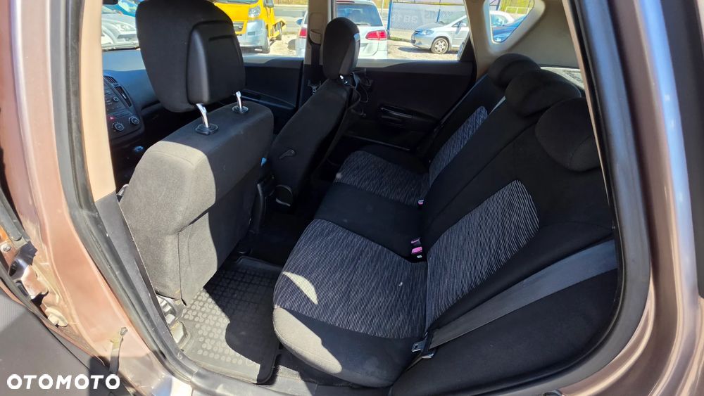 Kia Ceed 1.6 Crdi Comfort - 11