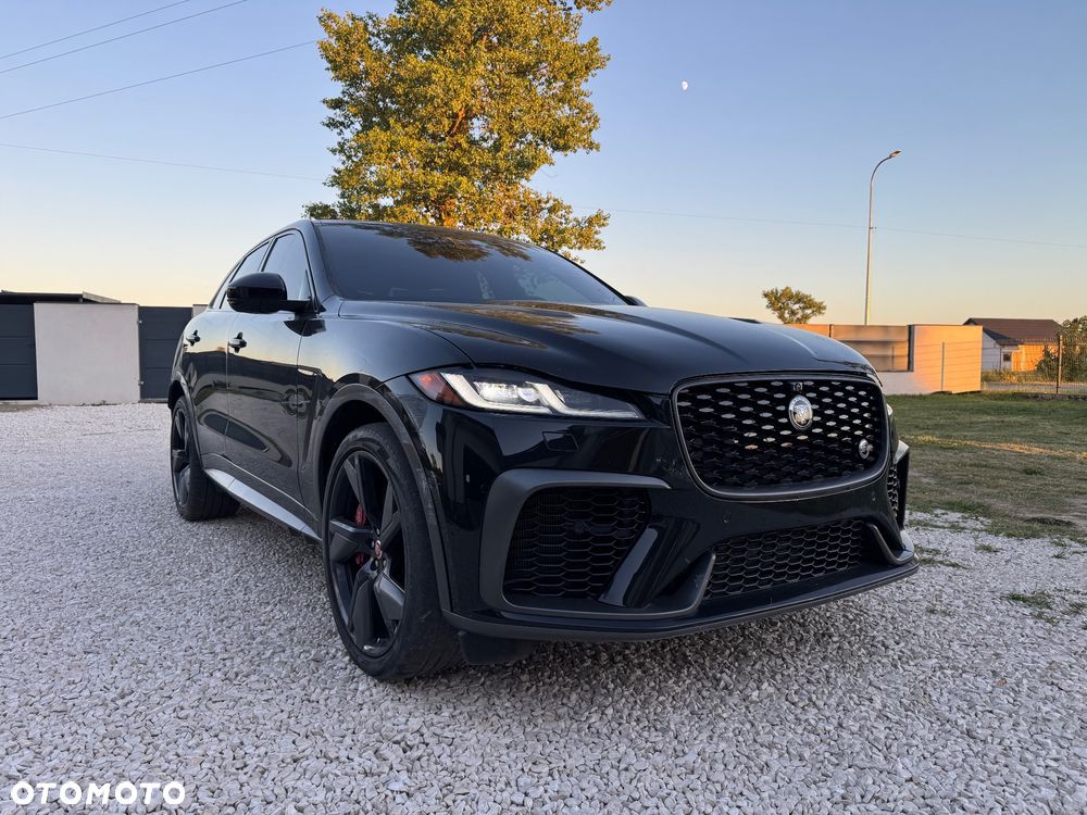 Jaguar F-Pace P550 AWD SVR - 2
