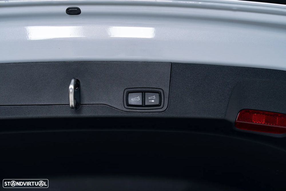 Porsche Taycan Sport Turismo Standard - 14
