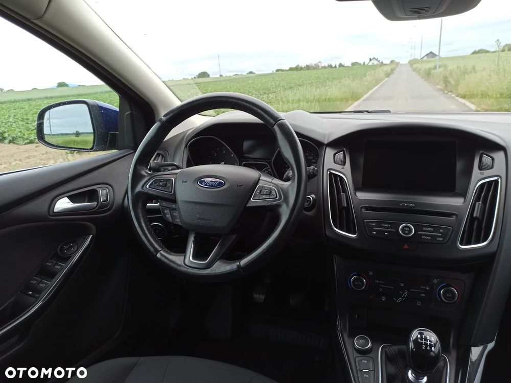 Ford Focus 1.5 TDCi Titanium ECOnetic ASS - 14