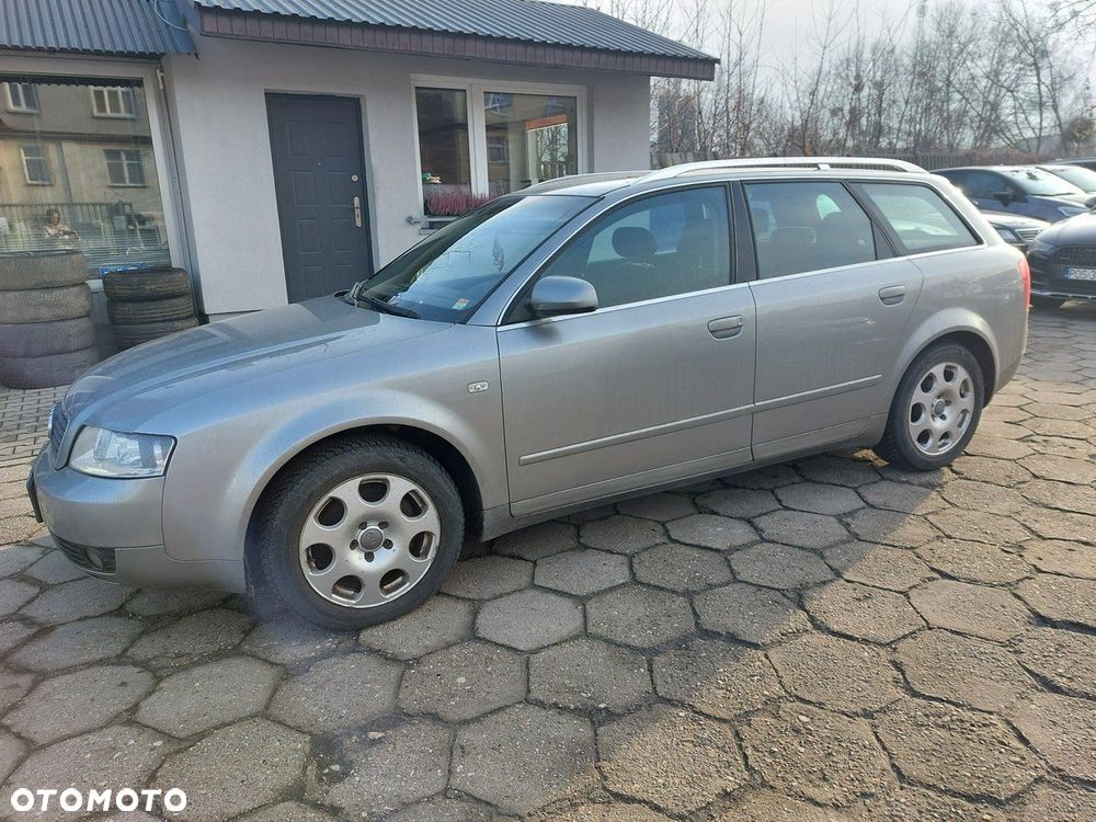Audi A4 Avant - 5
