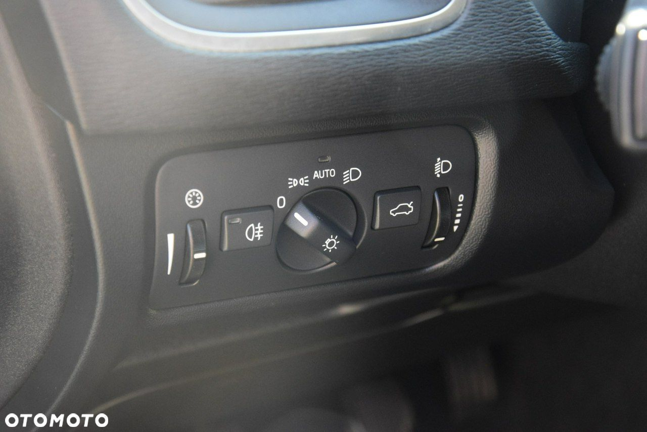 Volvo V40 D2 Drive-E Kinetic - 23